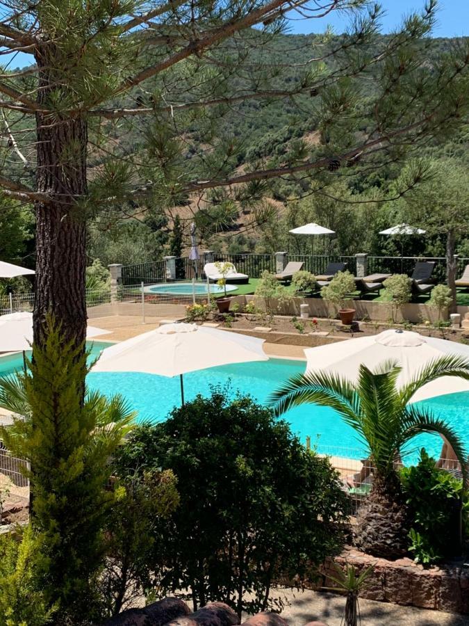 Готель Domaine De L'Oriu Serriera  Екстер'єр фото
